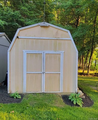 42 Old St Rte 208, Montgomery, NY 12549