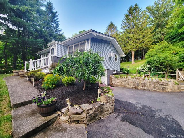 42 Old St Rte 208, Montgomery, NY 12549