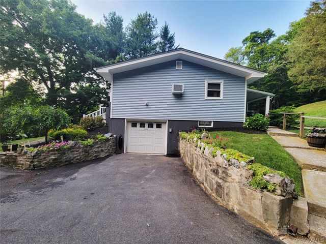 42 Old St Rte 208, Montgomery, NY 12549