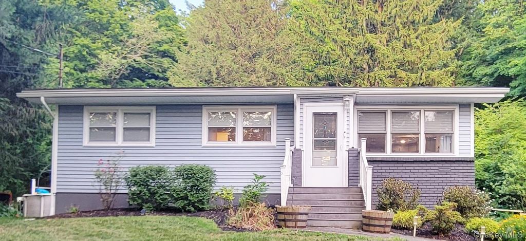 42 Old St Rte 208, Montgomery, NY 12549