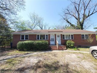 327 West Ln # A, Virginia Beach, VA 23454