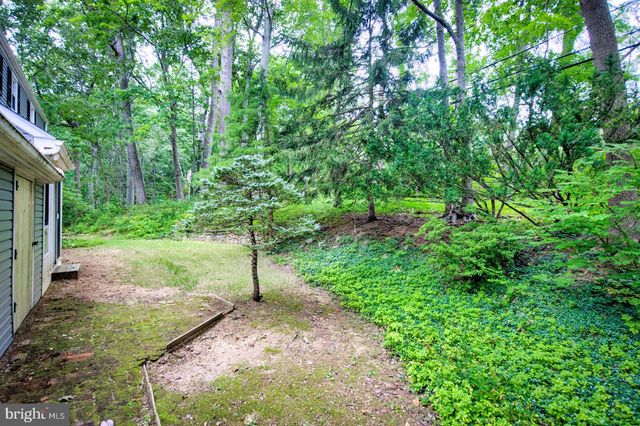 791 ROBINHOOD RD, Bryn Mawr, PA 19010