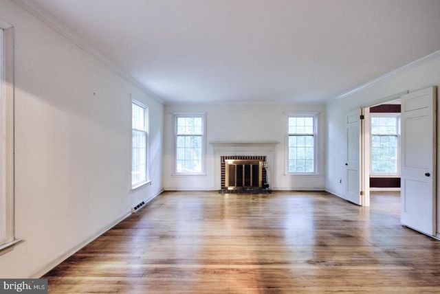791 ROBINHOOD RD, Bryn Mawr, PA 19010