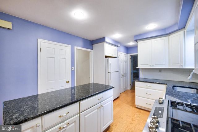 791 ROBINHOOD RD, Bryn Mawr, PA 19010