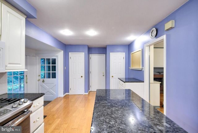 791 ROBINHOOD RD, Bryn Mawr, PA 19010