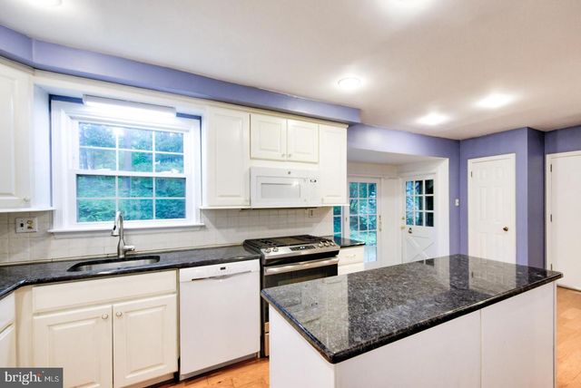 791 ROBINHOOD RD, Bryn Mawr, PA 19010