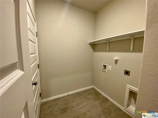 2440 Dielman, Seguin, TX 78155