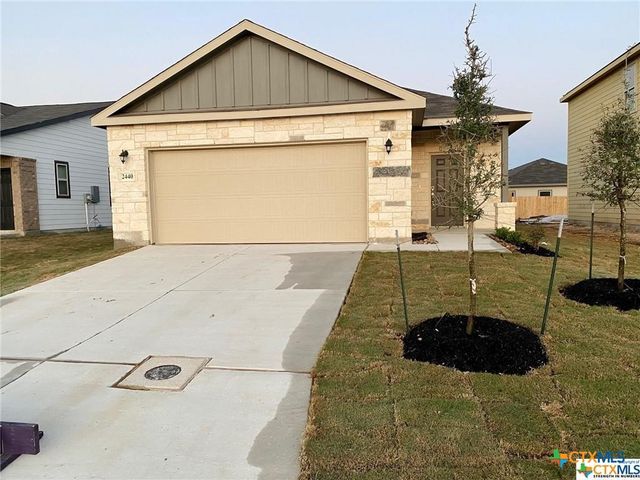 2440 Dielman, Seguin, TX 78155
