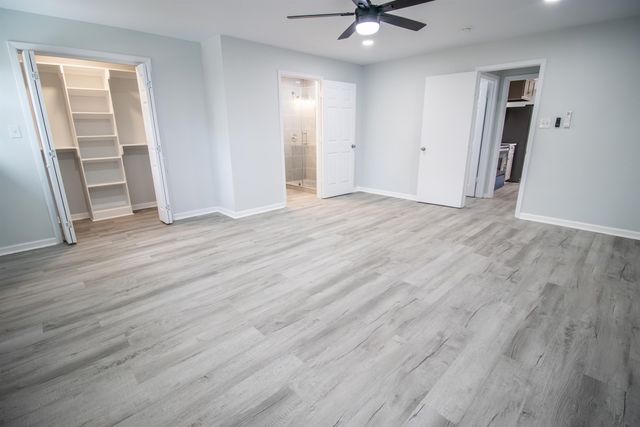 301 Belmont Dr, Marshall, TX 75672