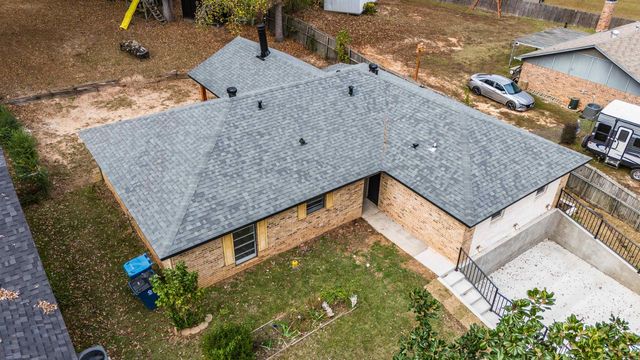 301 Belmont Dr, Marshall, TX 75672