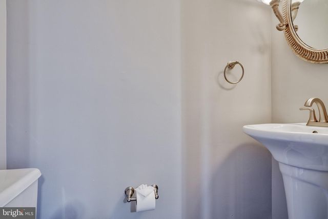 1209 S LINWOOD AVE, Baltimore, MD 21224