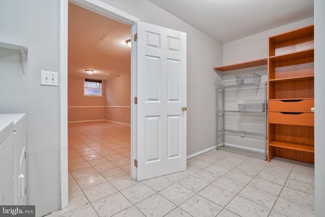 1209 S LINWOOD AVE, Baltimore, MD 21224