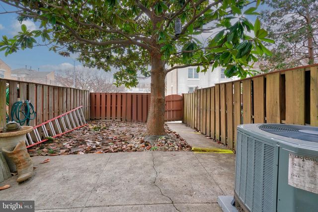 1209 S LINWOOD AVE, Baltimore, MD 21224