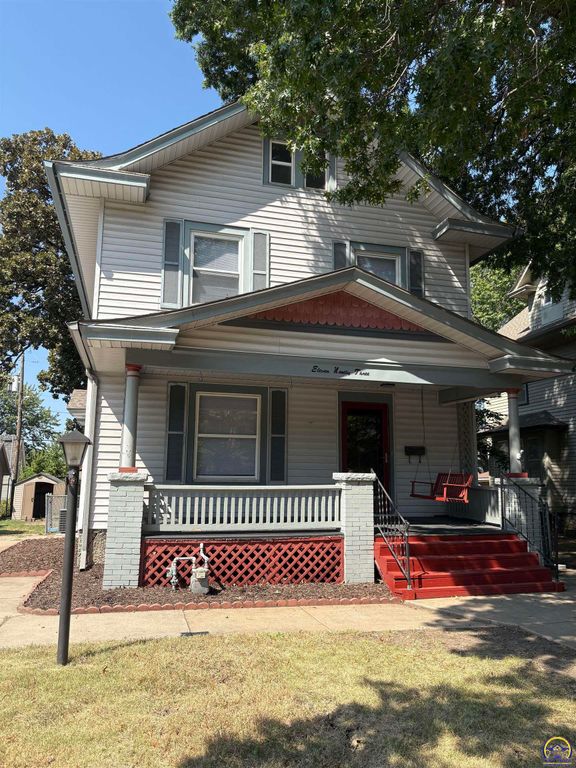 1193 SW College AVE, Topeka, KS 66604