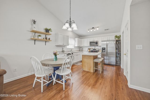 1005 Cedar Ridge Ct, Lawrenceburg, KY 40342