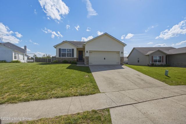 1005 Cedar Ridge Ct, Lawrenceburg, KY 40342