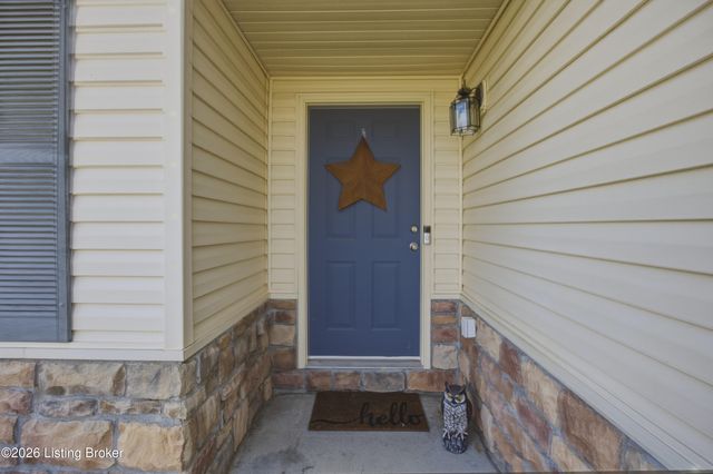 1005 Cedar Ridge Ct, Lawrenceburg, KY 40342