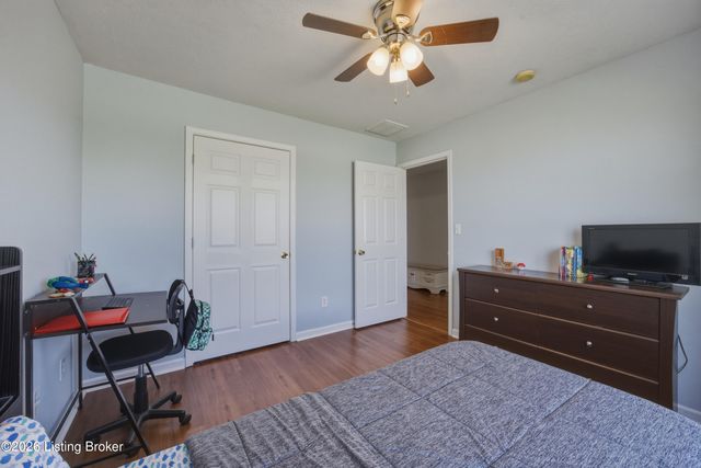 1005 Cedar Ridge Ct, Lawrenceburg, KY 40342
