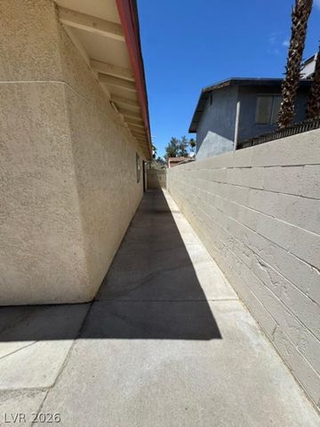 534 Dunbar Drive, Henderson, NV 89014