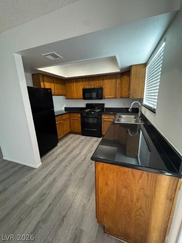 534 Dunbar Drive, Henderson, NV 89014