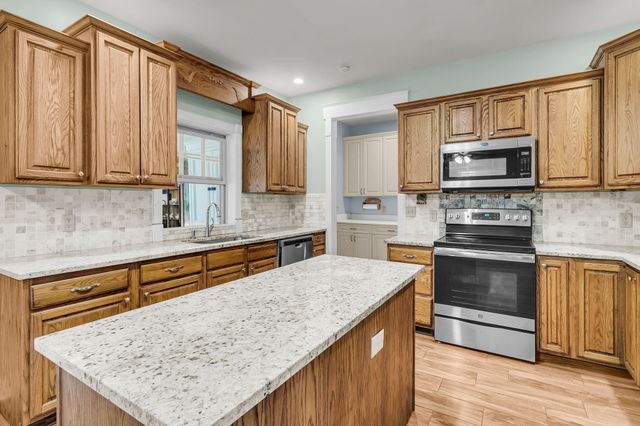 334 Shoptaw Road, Holly Hill, SC 29059