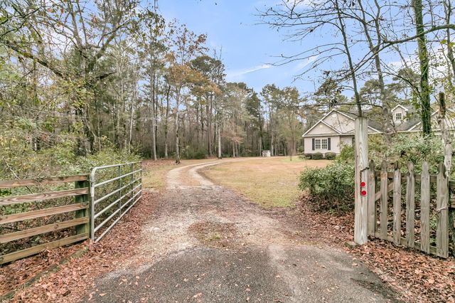 334 Shoptaw Road, Holly Hill, SC 29059