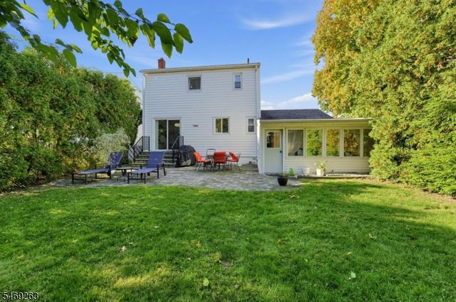 40 Jackson St, Nutley Twp., NJ 07110