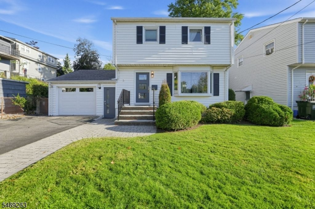 40 Jackson St, Nutley Twp., NJ 07110
