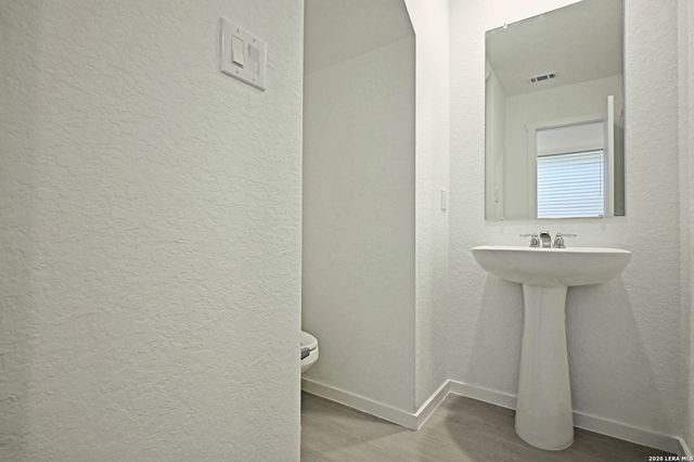 6739 Pumice Place, Elmendorf, TX 78112