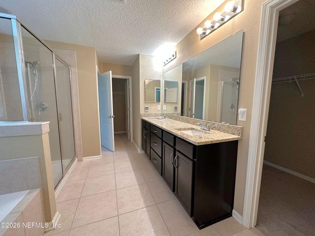 4578 SILVERTHORN Drive, Jacksonville, FL 32258