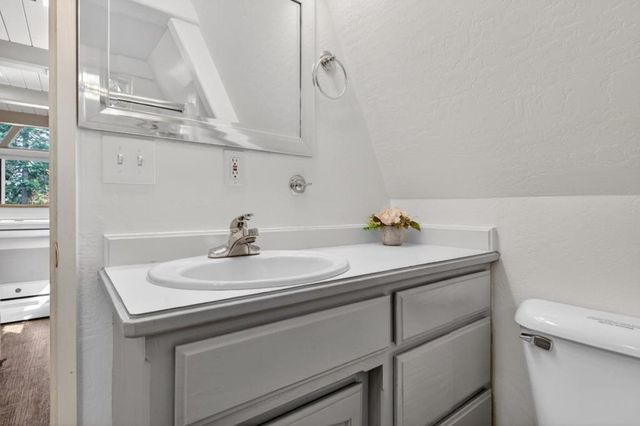 454 Peninsula Drive A - B, Westwood, CA 96137