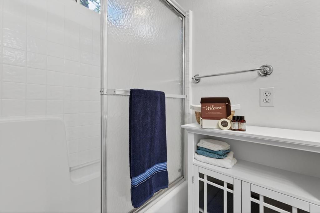Image 16 of property listing at 454 Peninsula Drive A - B, Westwood, CA 96137