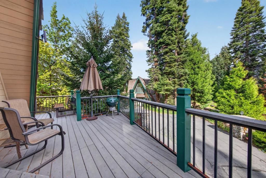 Image 26 of property listing at 454 Peninsula Drive A - B, Westwood, CA 96137