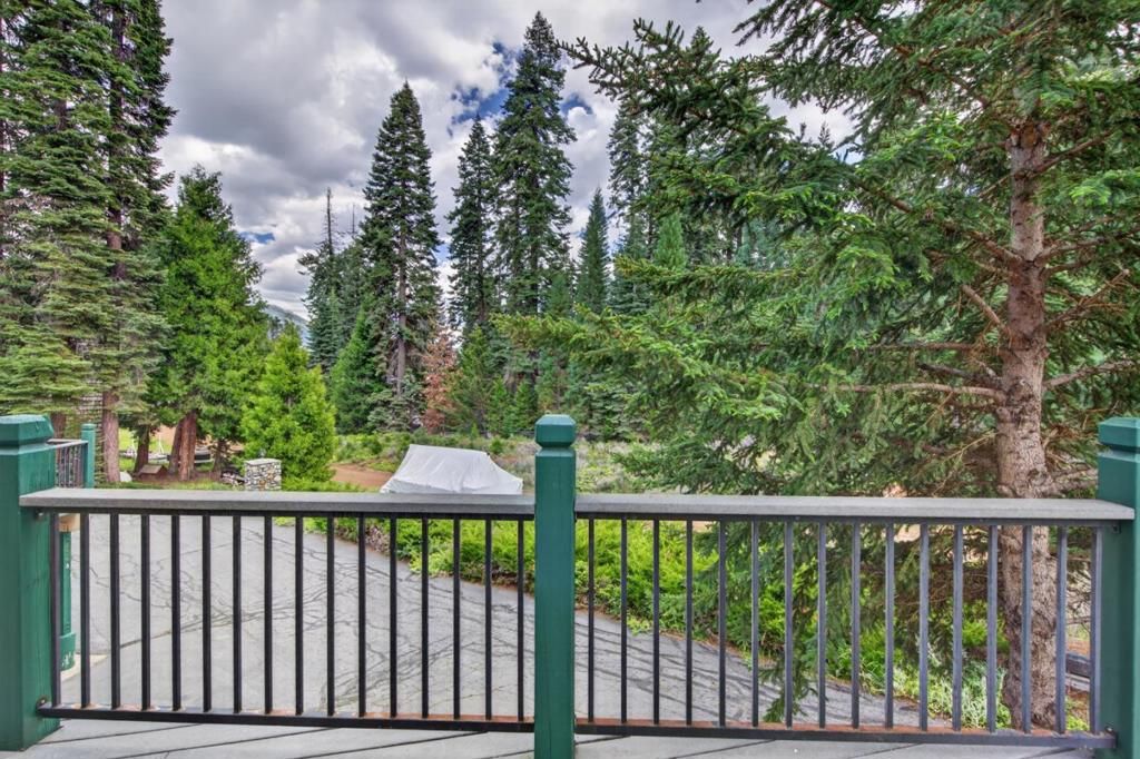 Image 31 of property listing at 454 Peninsula Drive A - B, Westwood, CA 96137