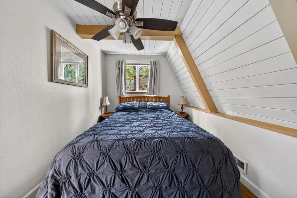Image 33 of property listing at 454 Peninsula Drive A - B, Westwood, CA 96137