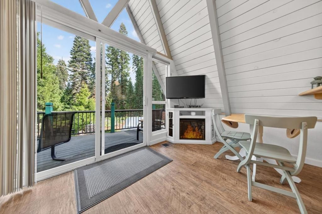 Image 56 of property listing at 454 Peninsula Drive A - B, Westwood, CA 96137
