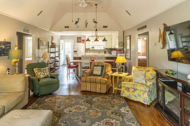 1402 Jungle Road, Edisto Island, SC 29438