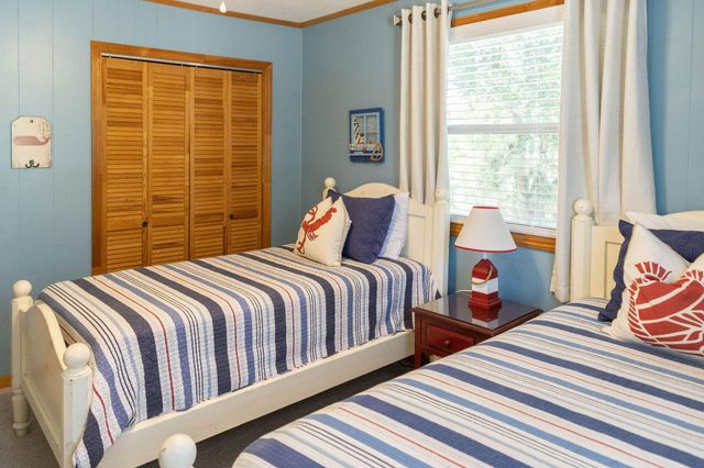 1402 Jungle Road, Edisto Island, SC 29438