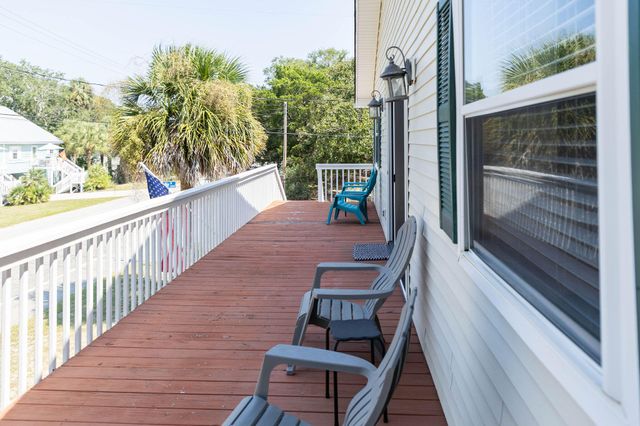 1402 Jungle Road, Edisto Island, SC 29438