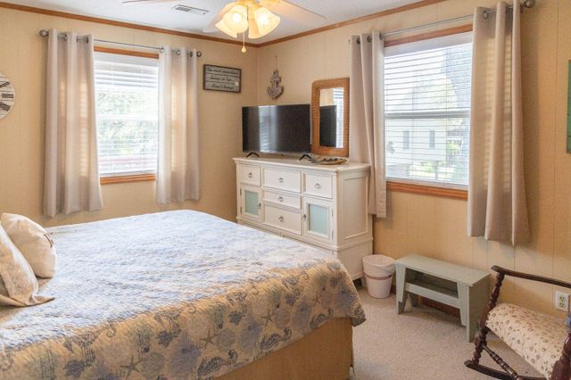 1402 Jungle Road, Edisto Island, SC 29438