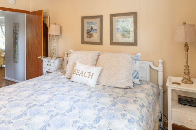 1402 Jungle Road, Edisto Island, SC 29438