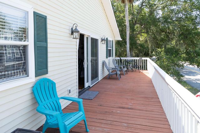 1402 Jungle Road, Edisto Island, SC 29438