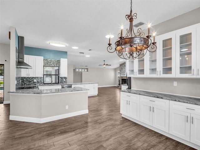 447 WHISPERING LAKES BOULEVARD, Tarpon Springs, FL 34688