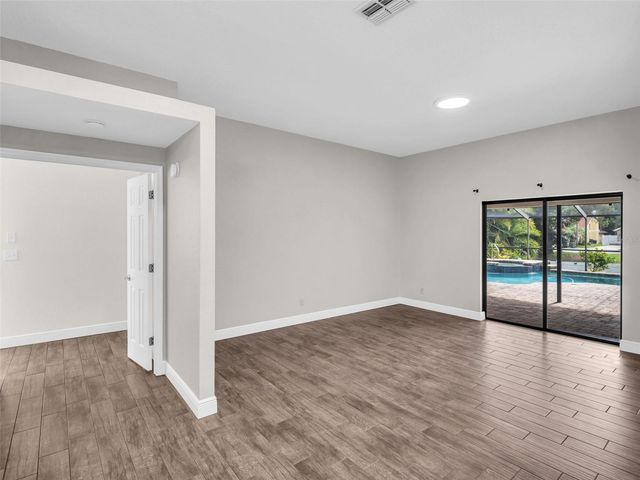 447 WHISPERING LAKES BOULEVARD, Tarpon Springs, FL 34688