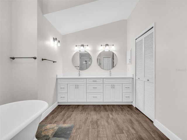447 WHISPERING LAKES BOULEVARD, Tarpon Springs, FL 34688