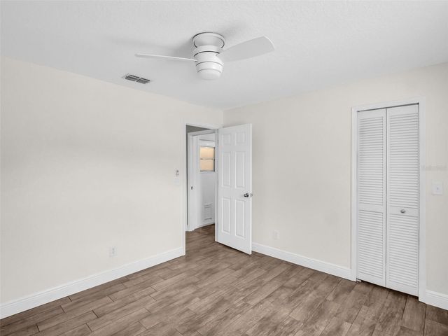 447 WHISPERING LAKES BOULEVARD, Tarpon Springs, FL 34688