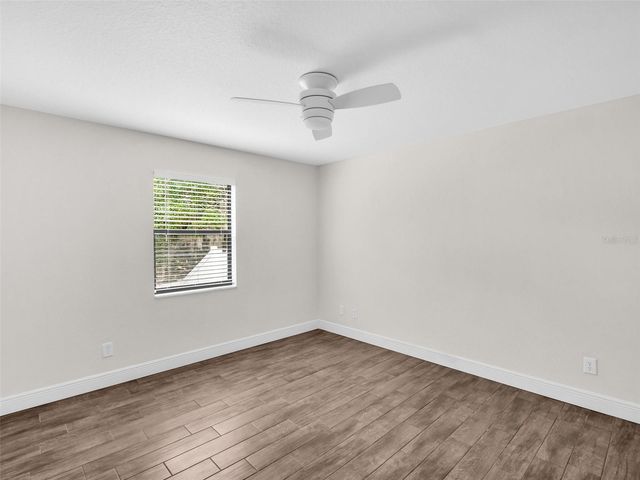 447 WHISPERING LAKES BOULEVARD, Tarpon Springs, FL 34688