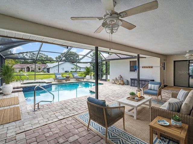 447 WHISPERING LAKES BOULEVARD, Tarpon Springs, FL 34688