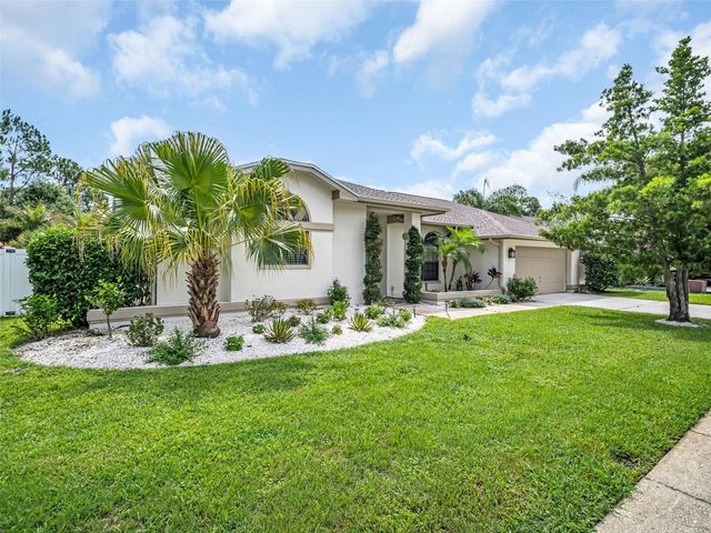 447 WHISPERING LAKES BOULEVARD, Tarpon Springs, FL 34688