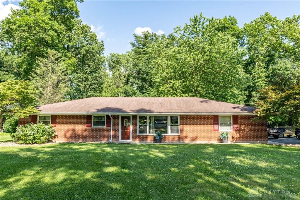 120 Woodland Drive, Eaton, OH 45320